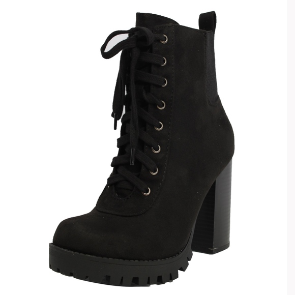 Size 8 Black Faux Suede Lace Up Stacked Block Heel - Picture 3 of 8